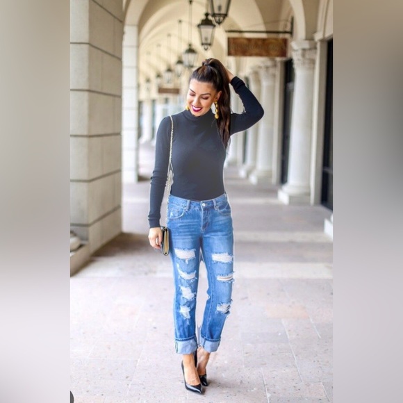 Banana Republic Mock Turtleneck - Picture 1 of 4